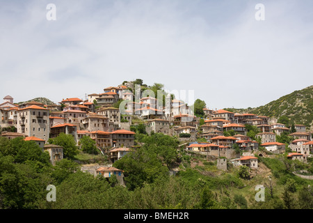 La pittoresca cittadina storica di Dimitsana, nel sud della Grecia (Peloponneso area) Foto Stock