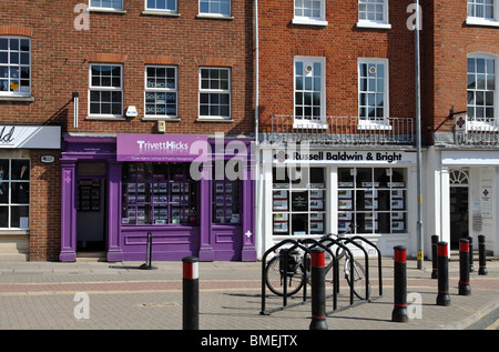 Agenti immobiliari in King Street, Hereford, Herefordshire, England, Regno Unito Foto Stock