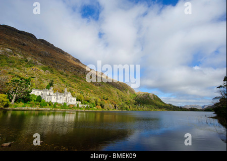 Kylemore Abbey, nella contea di Galway, Provincia di Connacht, Irlanda Foto Stock