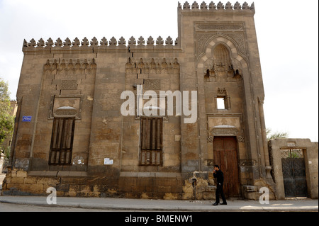 Restaurato mausoleo nel sud di cimiteri, Il Cairo è la città dei morti, vicino Cairo islamico, il Cairo , Egitto Foto Stock