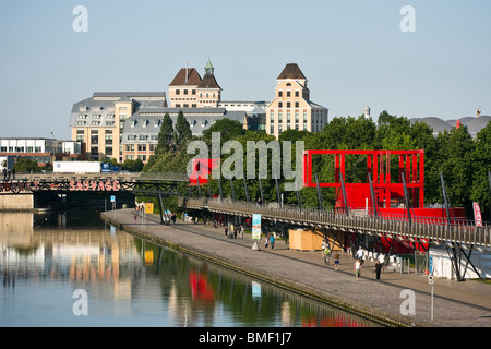 Canal de l'Ourcq e il Parc de la Villette, Parigi, Francia Foto Stock