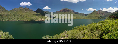 Verde e rigoglioso vista del Fiume Blyde Canyon in Mpumalanga , Sud Africa Foto Stock