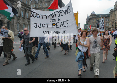 'Scottish ebrei per una pace giusta' unirsi anti proteste israeliane in Edinburgh Foto Stock