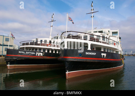 Due del Mersey Ferries navi in dock. Sulla sinistra la Royal Daffodil con la Snowdrop sulla destra. Foto Stock