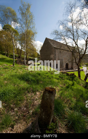 Padley Cappella e resti di Padley Hall vicino Grindleford nel Parco Nazionale di Peak District Derbyshire England Regno Unito Foto Stock