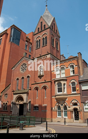 Chiesa di Santa Maria,la gemma nascosta,fondata nel 1794.Mulberry Street Manchester City Centre. Foto Stock