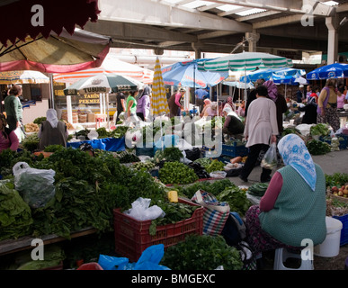 La Turchia Antalya - Manavgat mercato - ortaggi freschi provenienti da aziende locali Foto Stock