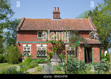 Paese di lingua inglese cottage a Bury Norfolk con giardino cucina preparata per WW2 Foto Stock