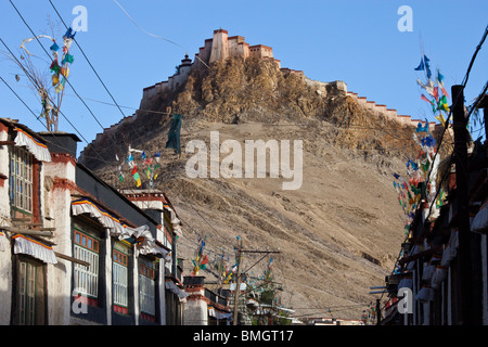 Gyantse Dzong o fortezza in Gyantse, Tibet Foto Stock