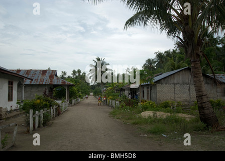 Villaggio sulla scena Kai Kecil, ISOLE MOLUCCHE, INDONESIA Foto Stock