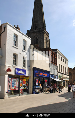 Negozi in Eign Gate, Hereford city centre, REGNO UNITO Foto Stock