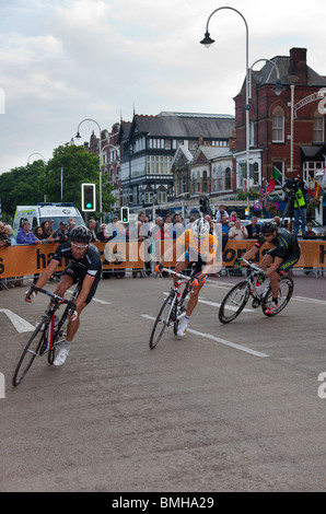 Round 5 serie di tour e escursioni in bicicletta Festival, Halford serie Tour bike race, sport, velocità, bicicletta, ciclo, ride, concorrenza, ruota, su strada, biker, azione pilota, ciclismo, uomo, ciclista, attivo, trasporti, veloce, veicolo, all'aperto, illustrazione, attività, racing, corridore, il movimento di persone, vettore, viaggi, lifestyle, atleta, equitazione, esercizio, road via a Southport, Regno Unito Foto Stock