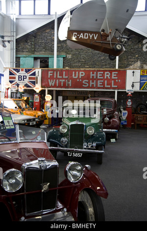 Interno del Lakeland Motor Museum, Newby Bridge, Cumbria Foto Stock