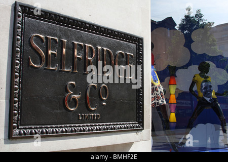 Il Selfridge's department store in Oxford Street a Londra, Inghilterra, Regno Unito Foto Stock