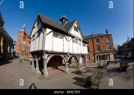 La vecchia scuola di grammatica nel centro della città mercato di Market Harborough, Leicestershire, Inghilterra. Foto Stock