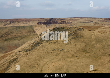 Saddleworth Moor dalla colomba muschio di pietra sopra pietra Colomba serbatoio Greenfield Lancashire Inghilterra inverno Foto Stock