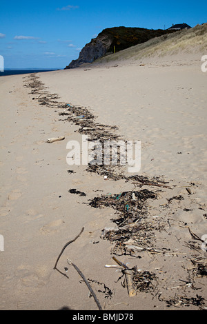 Strand linea sulla spiaggia isola di Caldey Wales UK Foto Stock