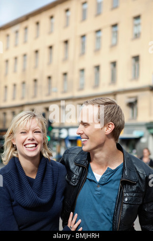 Insieme in città Foto Stock