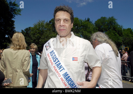 Andrew Cuomo candidato per NYS Procuratore Generale nel 2006 il Puerto Rican parata del giorno del 11 giugno 2006. (© Francesca M. Roberts) Foto Stock