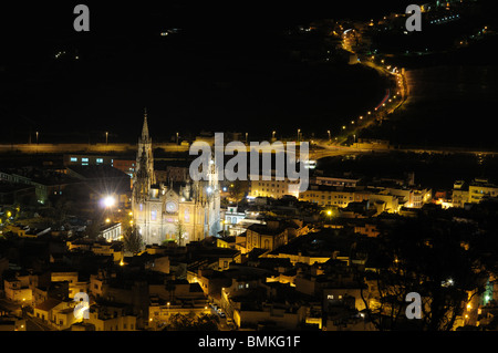 Vista aerea della città di Arucas di notte, Grand Isola Canarie, Spagna Foto Stock