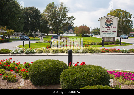 Meticolosamente curato motivi di Bird-In mano Family Inn e ristorante in Lancaster County Pennsylvania Foto Stock