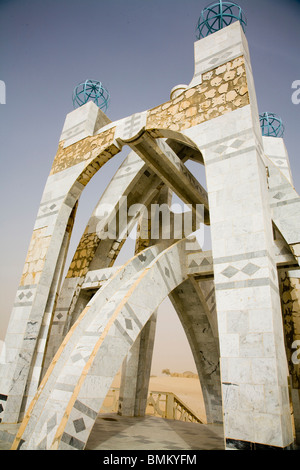 Mali, Timbuctu. Flamme de la Paix monumento (Memorial per commemorare la fine della ribellione tuareg) Foto Stock