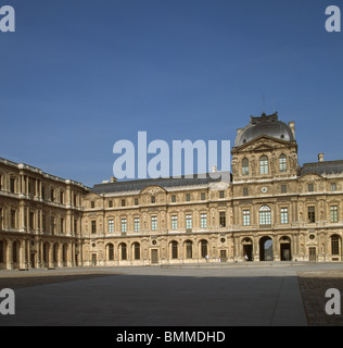 Museo del Louvre di Parigi. Pavilion Denon sul lato sud del Cour Napoleone Foto Stock