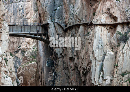 El Caminito del Rey, o re il piccolo sentiero. El Chorro. In Andalusia, Spagna Foto Stock