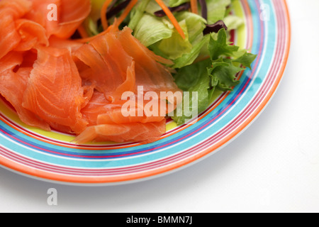 Salmone affumicato insalata Foto Stock