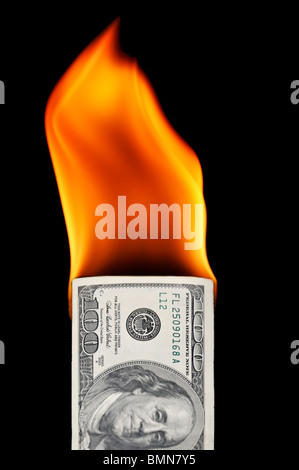 La masterizzazione di un centinaio di dollari Foto Stock