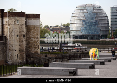 Elephant Parade Southbank, London, Regno Unito Foto Stock