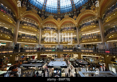 Le Galeries Lafayette di Parigi Foto Stock