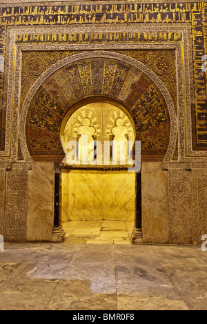 Il Mirhab, Preghiera di nicchia, in La Mezquita, la Moschea di Cordova, Andulucia, Spagna Foto Stock