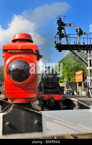 Motori a vapore alla stazione Grosmont North Yorkshire Moors Railway Foto Stock