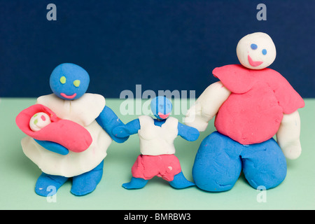 Figurine di plastilina. La famiglia. Foto Stock