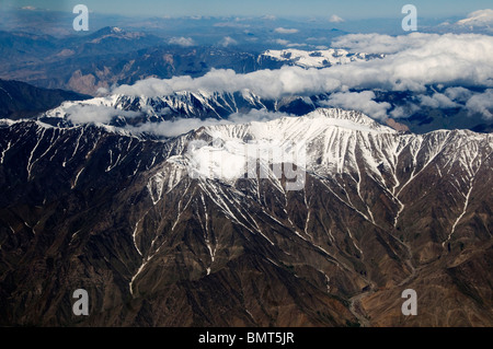 Provincia Balkh in Afghanistan. Sorvolare le montagne tra Kabul e Mazar Foto Stock