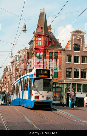 Tram - trasporti pubblici di Amsterdam Foto Stock