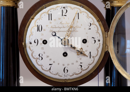 Tabella vintage o Clock Mantel Foto Stock