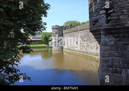 Beaumaris Castle su Anglesey Foto Stock