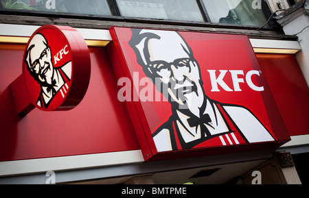 KFC, Kentucky Fried Chicken, un ristorante fast food, London, Regno Unito Foto Stock