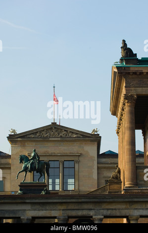 Alte Nationalgalerie e Neues musei Berlino Germania Europa Foto Stock