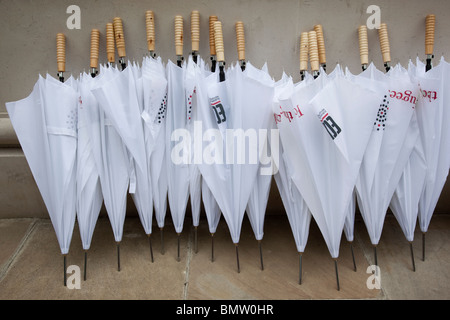 La GIORNATA MONDIALE DEL RIFUGIATO OMBRELLO PARADE, LONDON, Regno Unito Foto Stock