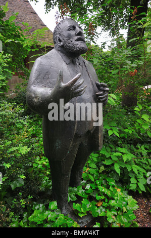 Statua del Dott. Rudolf Riggenbach a Basilea in Svizzera da Swiss scultore Pietro Moillet Foto Stock