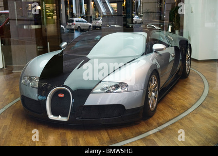 Bugatti Veyron auto sul display Berlin Germania Europa Foto Stock