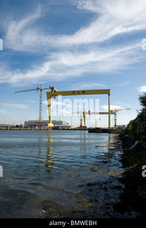 Torre portali, 'Samson & Golia", Queen's Island, Belfast. Foto Stock