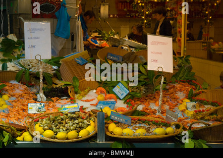 Ternes mercato coperto Parigi Francia Europa Foto Stock