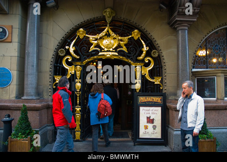 La Filarmonica pub esterno centrale di Liverpool England Regno Unito Europa Foto Stock