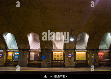 La stazione della metropolitana di Baker street Marylebone Londra Inghilterra Regno Unito Europa Foto Stock