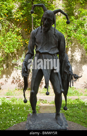 Statua del buffone Rigoletto, Mantova Lombardia Italia Foto Stock