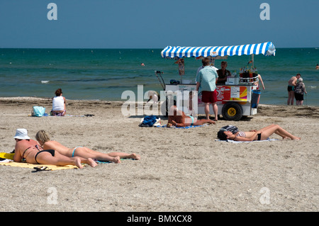 Sulla spiaggia del Lido di Venezia, Venezia, Italia Foto Stock